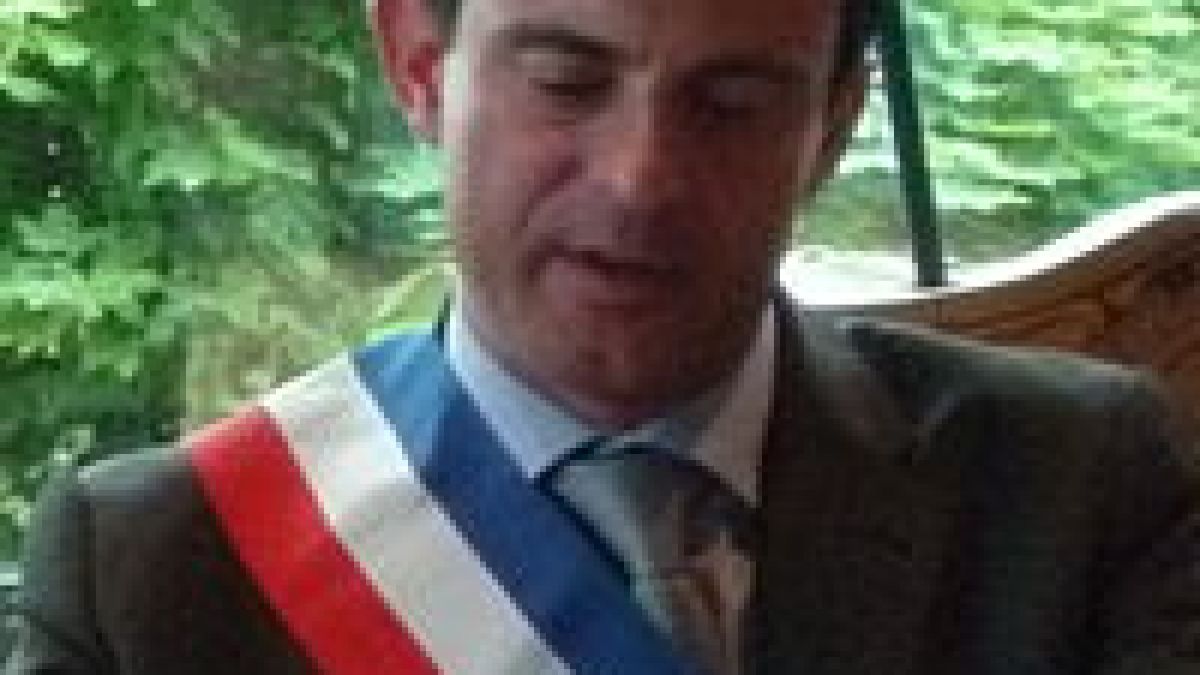 manuelvalls.jpg