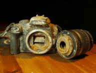eos-1000d-corrosion.png