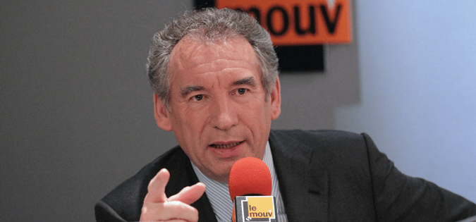 bayrou-mouv.png