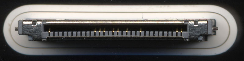 799px-apple_dock_connector.jpg