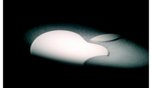 applelogosombre.jpg