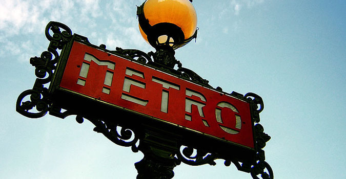 800px-paris_metro_sign.jpg
