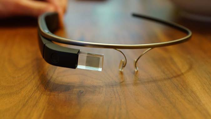 Les Google Glass dans leur version grand public.