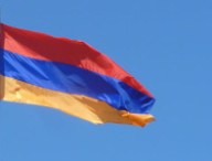 flag_of_armenia_in_yerevan.jpg