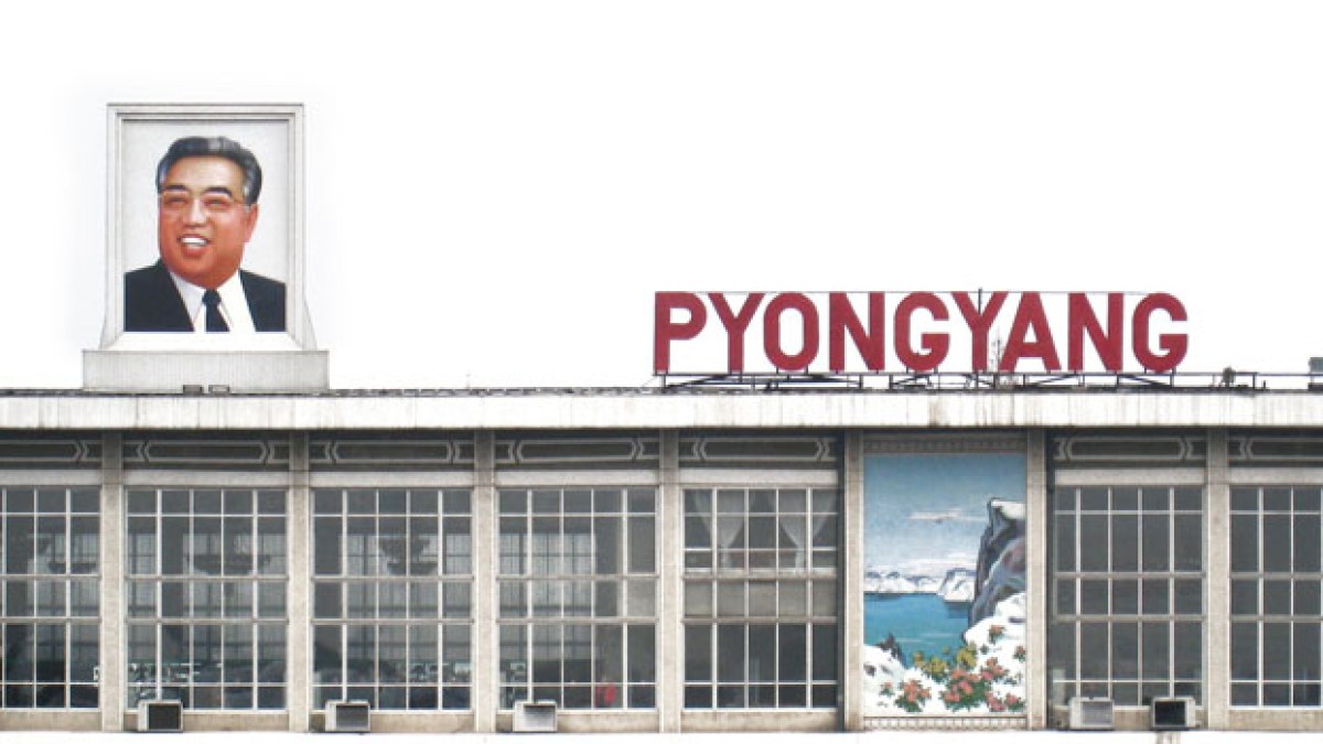 L'aéroport de Pyongyang.