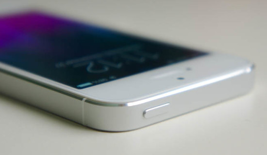 iphonepowerbutton.jpg iphonepowerbutton.jpg