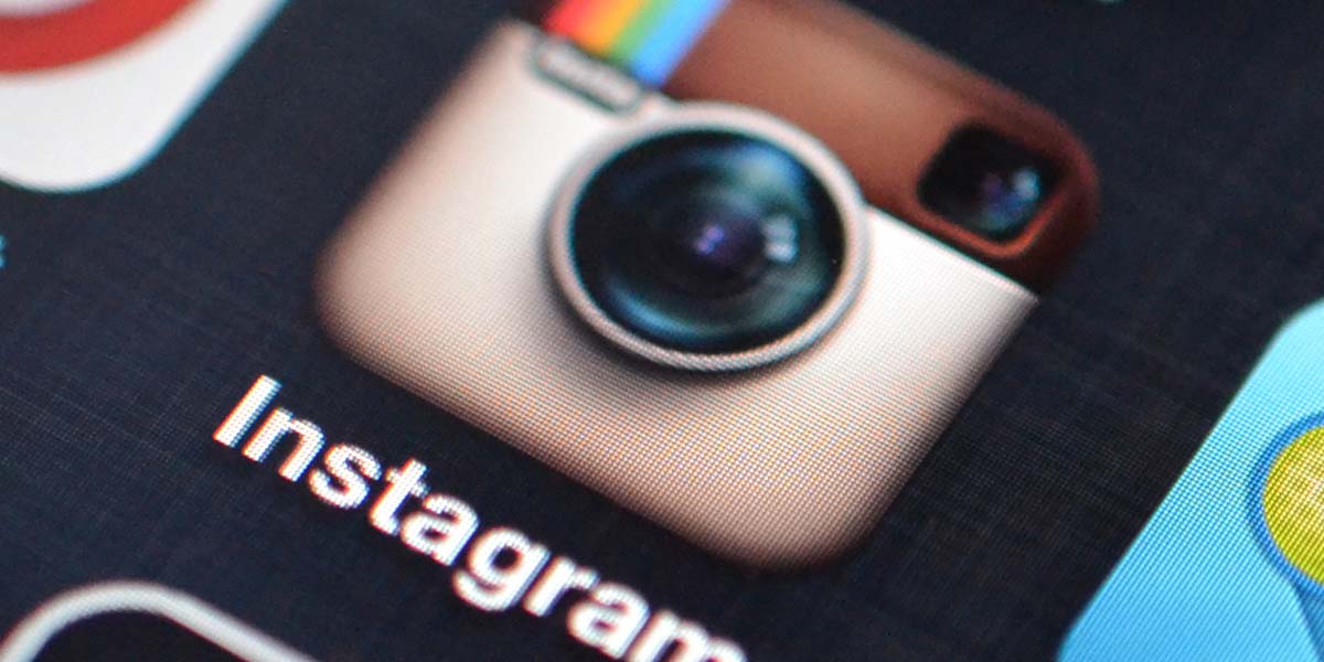 instagramlogocloseup.jpg