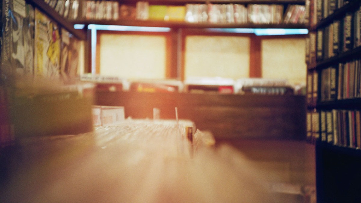 vinyleshoptokyo.jpg