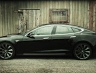 2013_Tesla-Model-S-P85-black