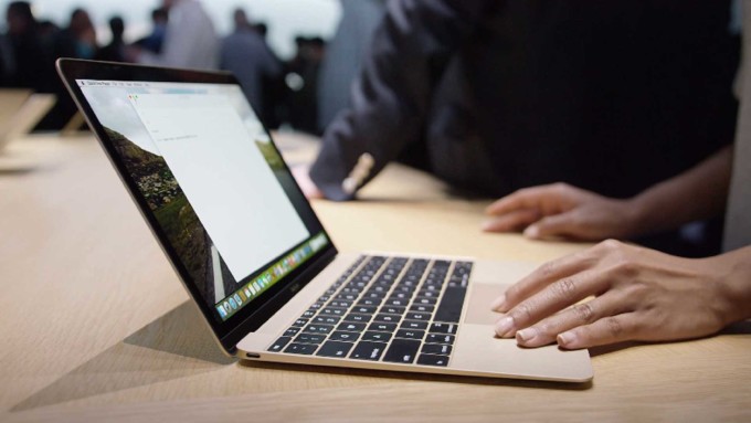 apple-macbook-ipad apple-macbook-ipad