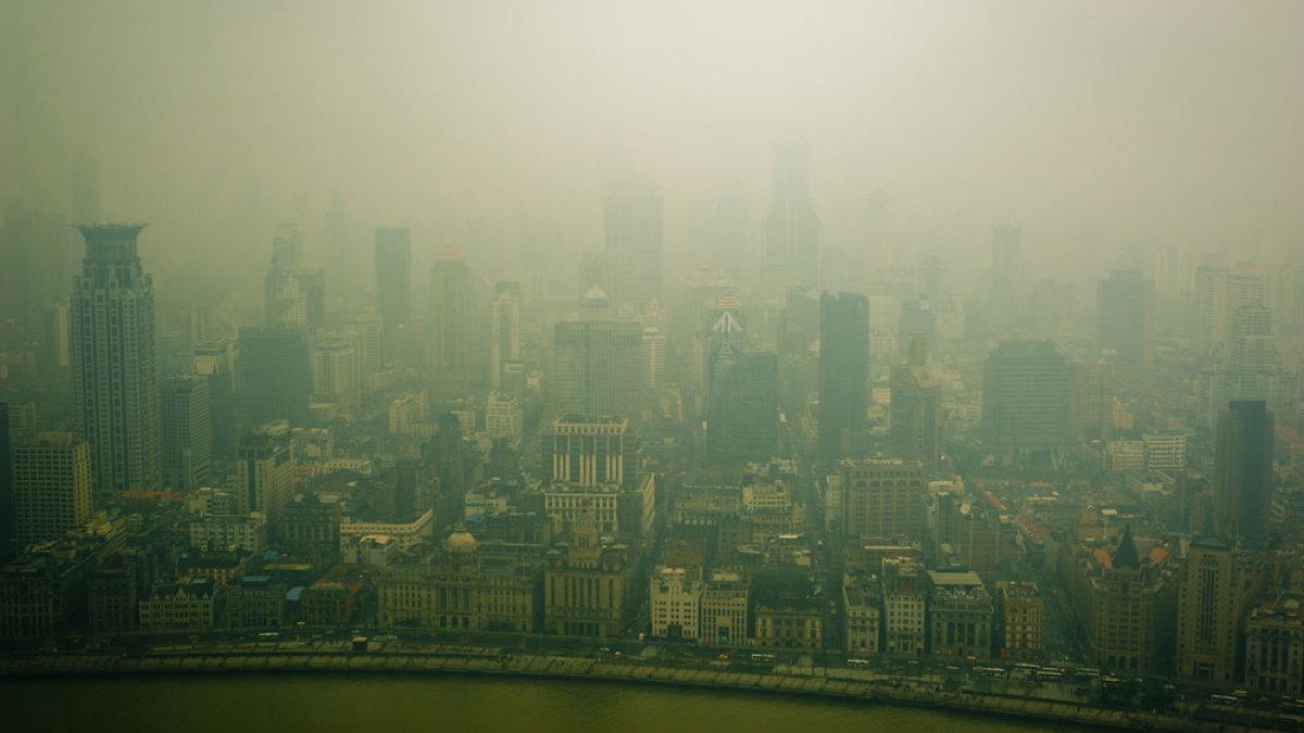 Shanghaï dans la brume Tauno Tõhk