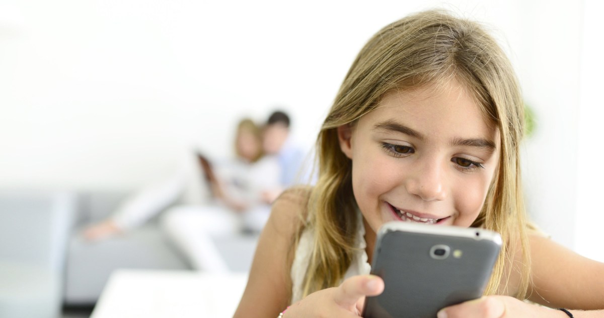 enfant-smartphone