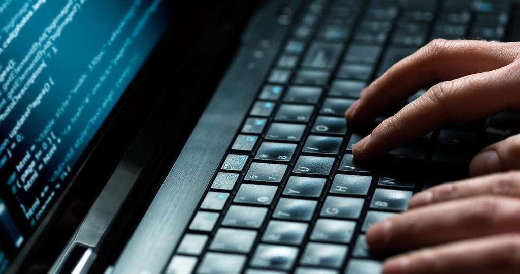 hacker-computer hacker-computer