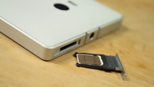 nokia-lumia-icon-nano-sim-tray-long-term-review-somegadgetguy