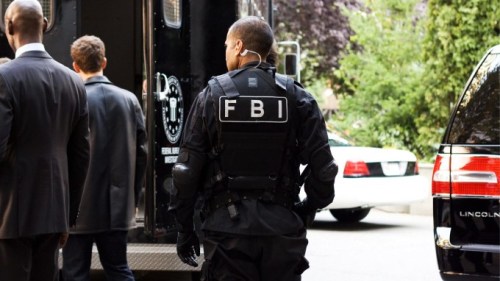 Un agent du FBI sur le terrain. // Source : Shinsuke Ikegame