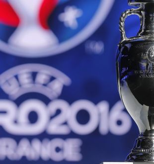 1393169457000-ap-france-soccer-euro-2016-qualifying-draw