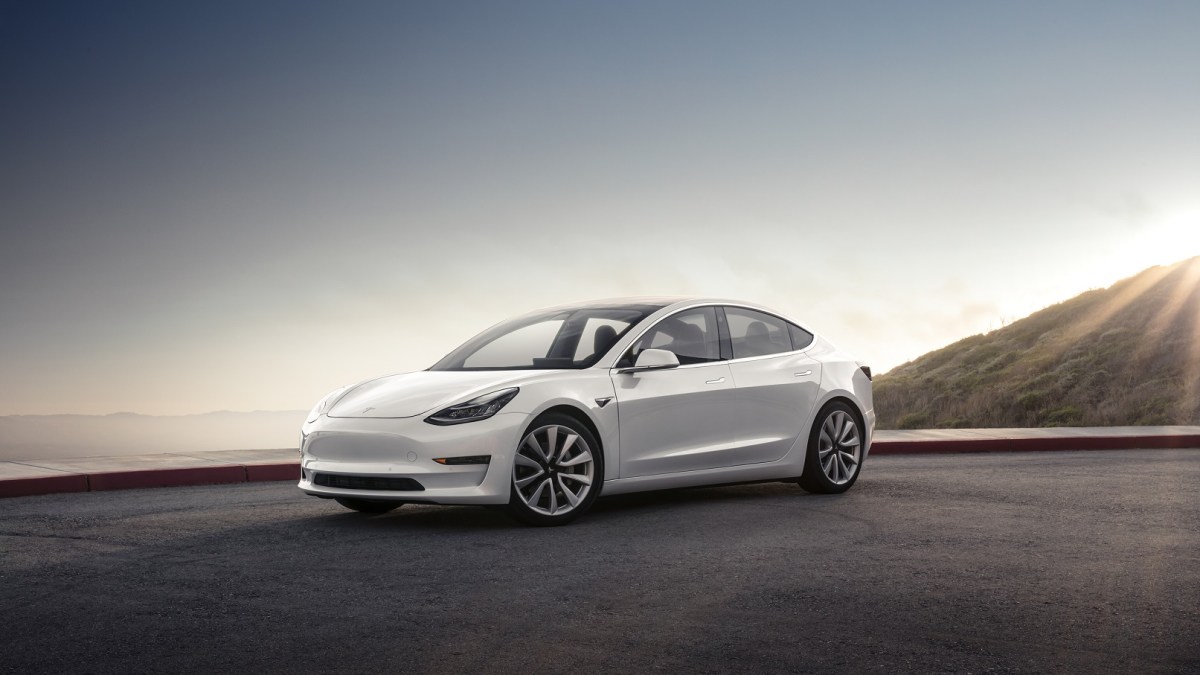 Tesla Model 3 // Source : Tesla