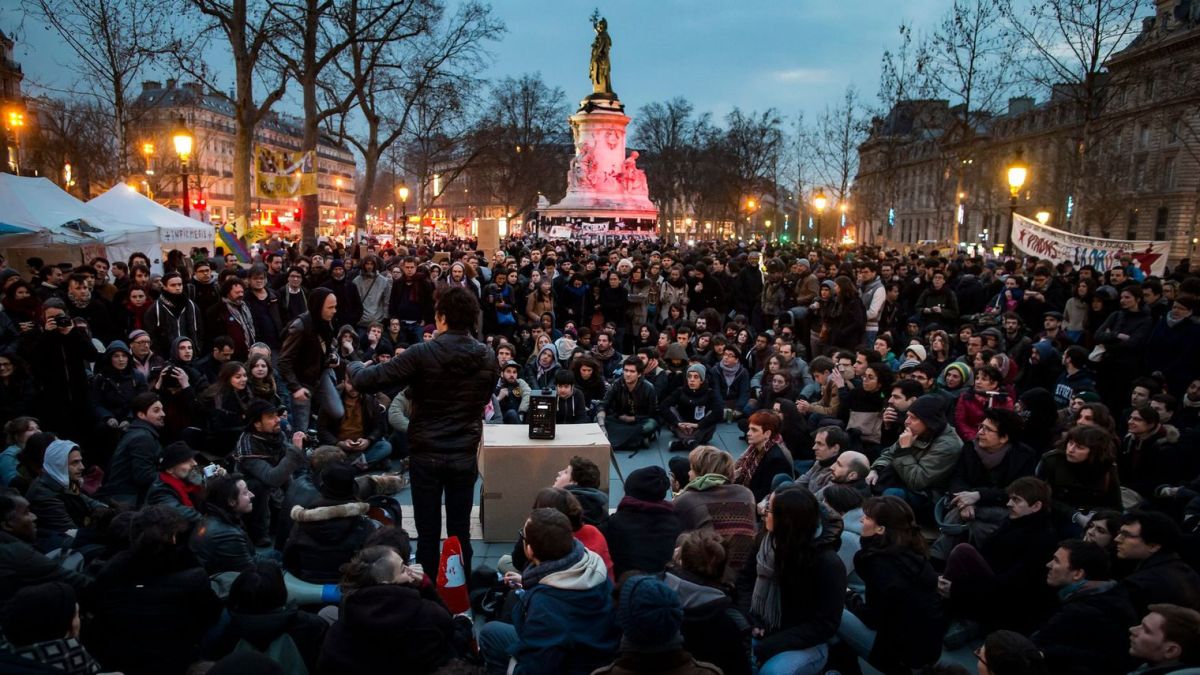 nuit-debout-place-de-la-republique-paris-5575027