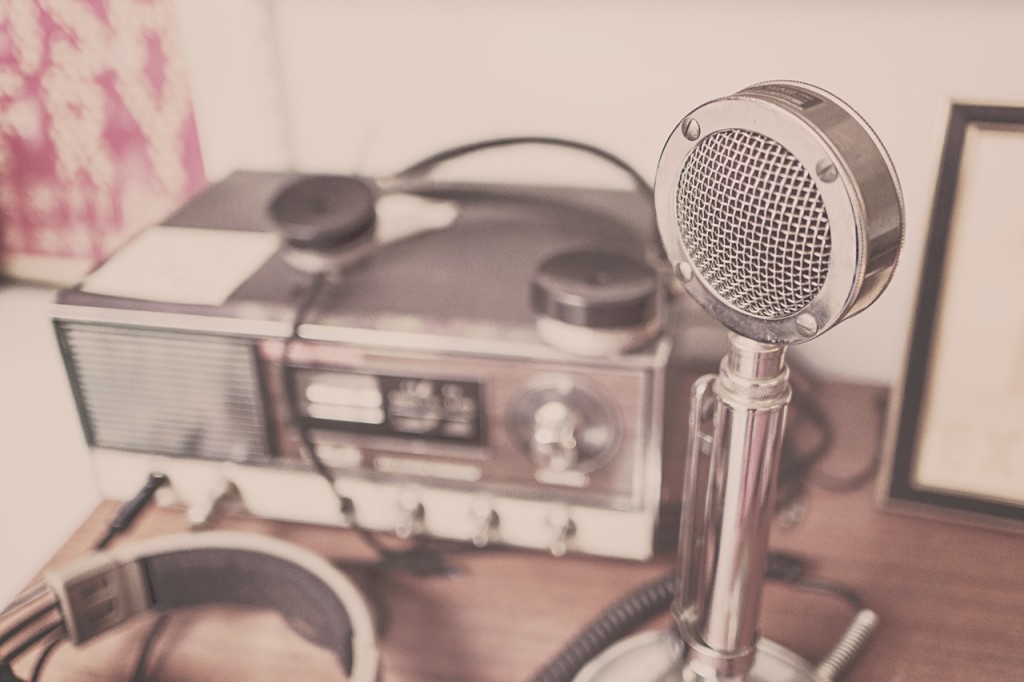 sound-speaker-radio-microphone sound-speaker-radio-microphone