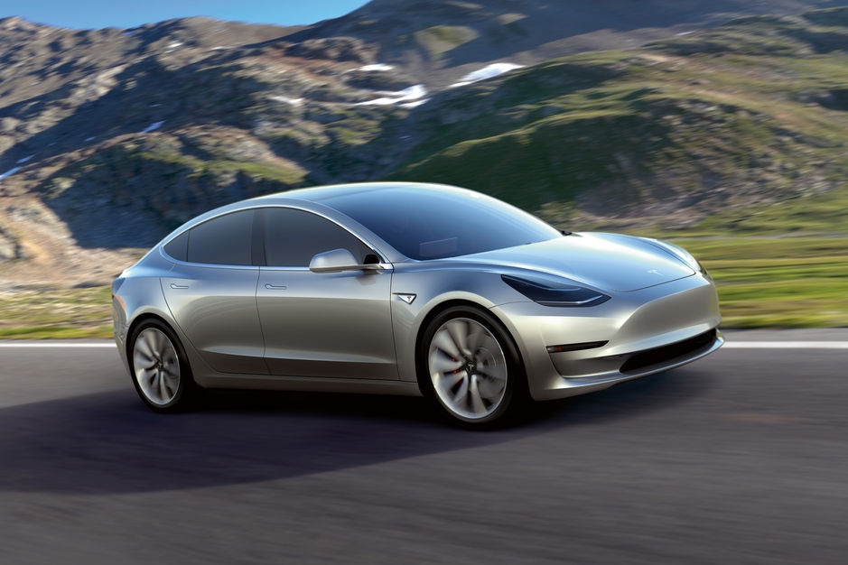 Avec plus de 115 000  commandes enregistrées  dès la première journée pour son Model 3, Tesla semble inarretable.