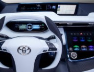 2015-Toyota-FCV-R-Concept-interior-steering-wheel-and-dash