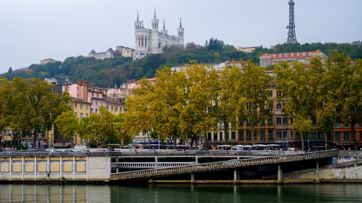 Lyon est toujours plus belle, quand on la gagne à vélo. Dicton amérindien 