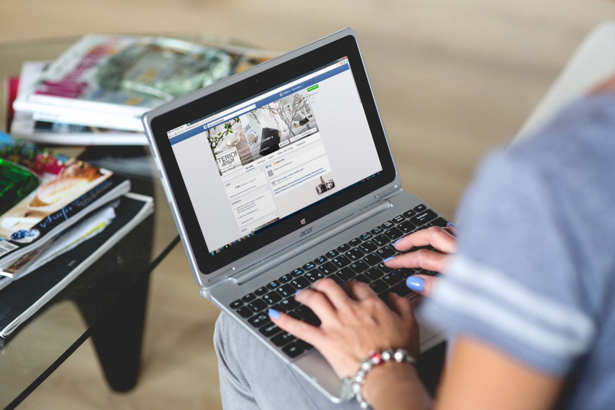 hands-woman-laptop-notebook