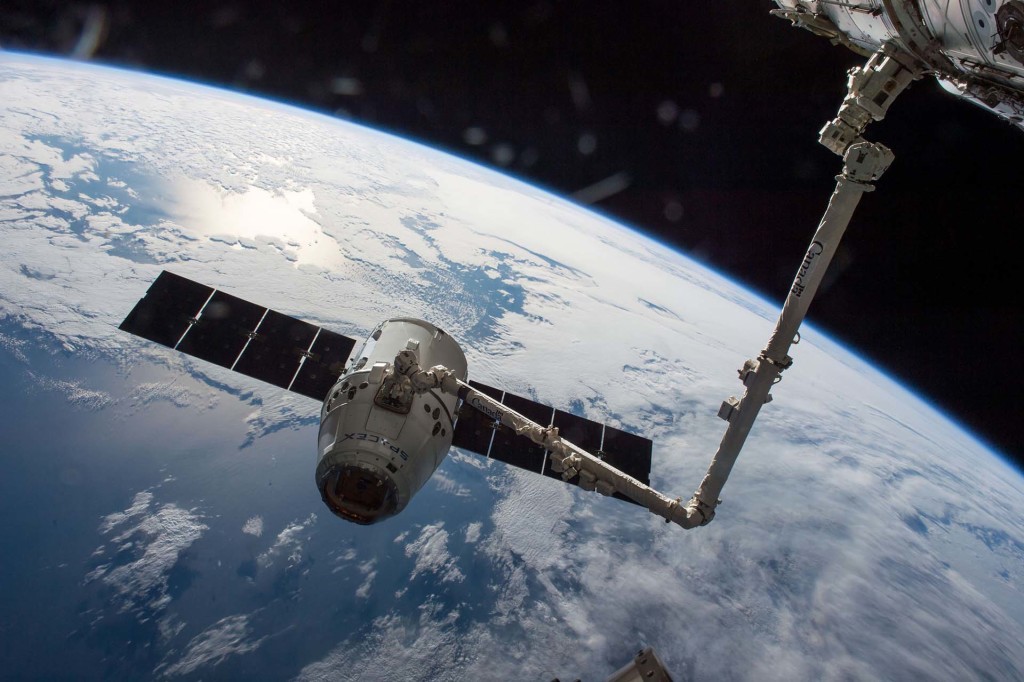 ISS Dragon SpaceX BEAM ISS Dragon SpaceX BEAM
