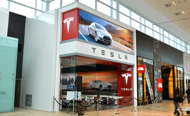Une boutique Tesla canadienne Une boutique Tesla canadienne