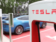 Tesla Supercharger // Source : Tesla