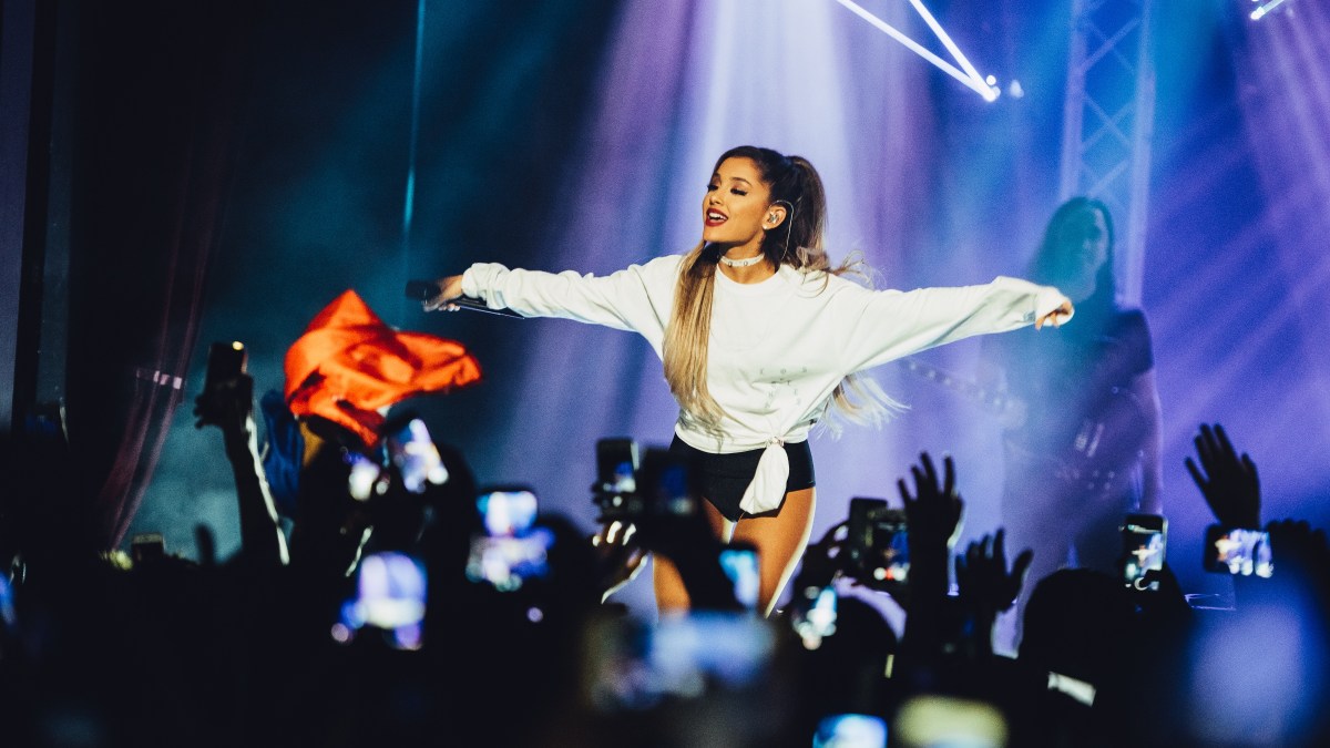 Ariana Grande, showcase HP Lounge