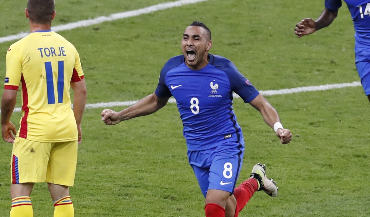 Euro 2016 Dimitri Payet Domine L Equipe De France Sur Internet