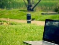 laptop-notebook-grass-meadow