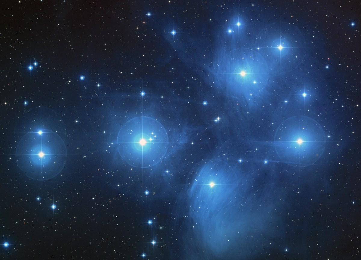 the-pleiades-star-cluster-star-star-clusters-open-sternhaufen-56621 (1)