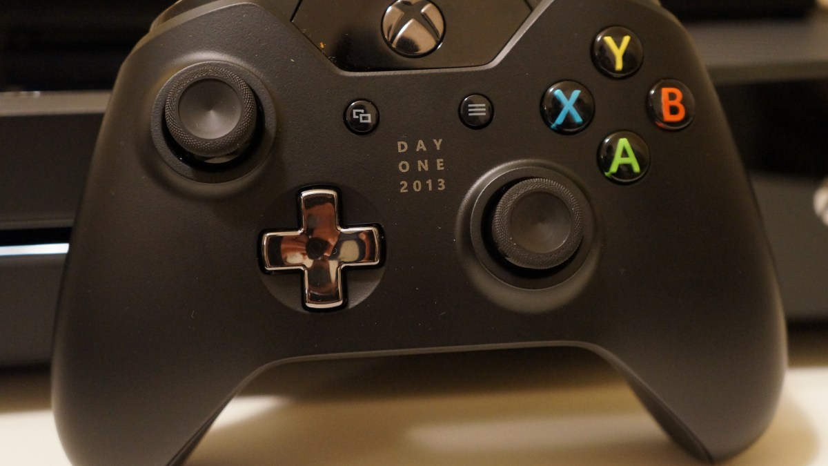 Xbox_One_Day_ONE_controller