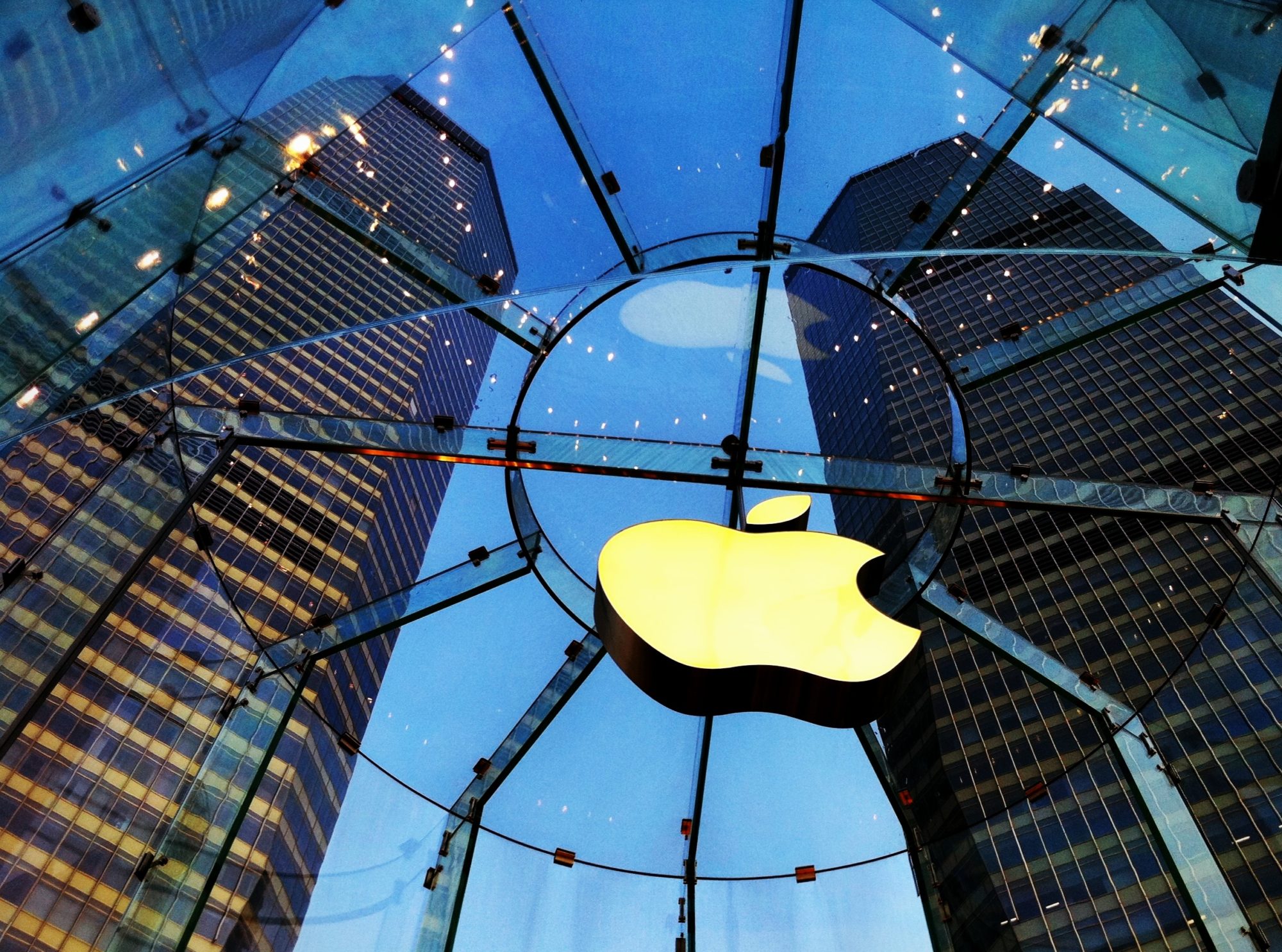 Apple Store, Shanghai. CC Warren R.M. Stuart