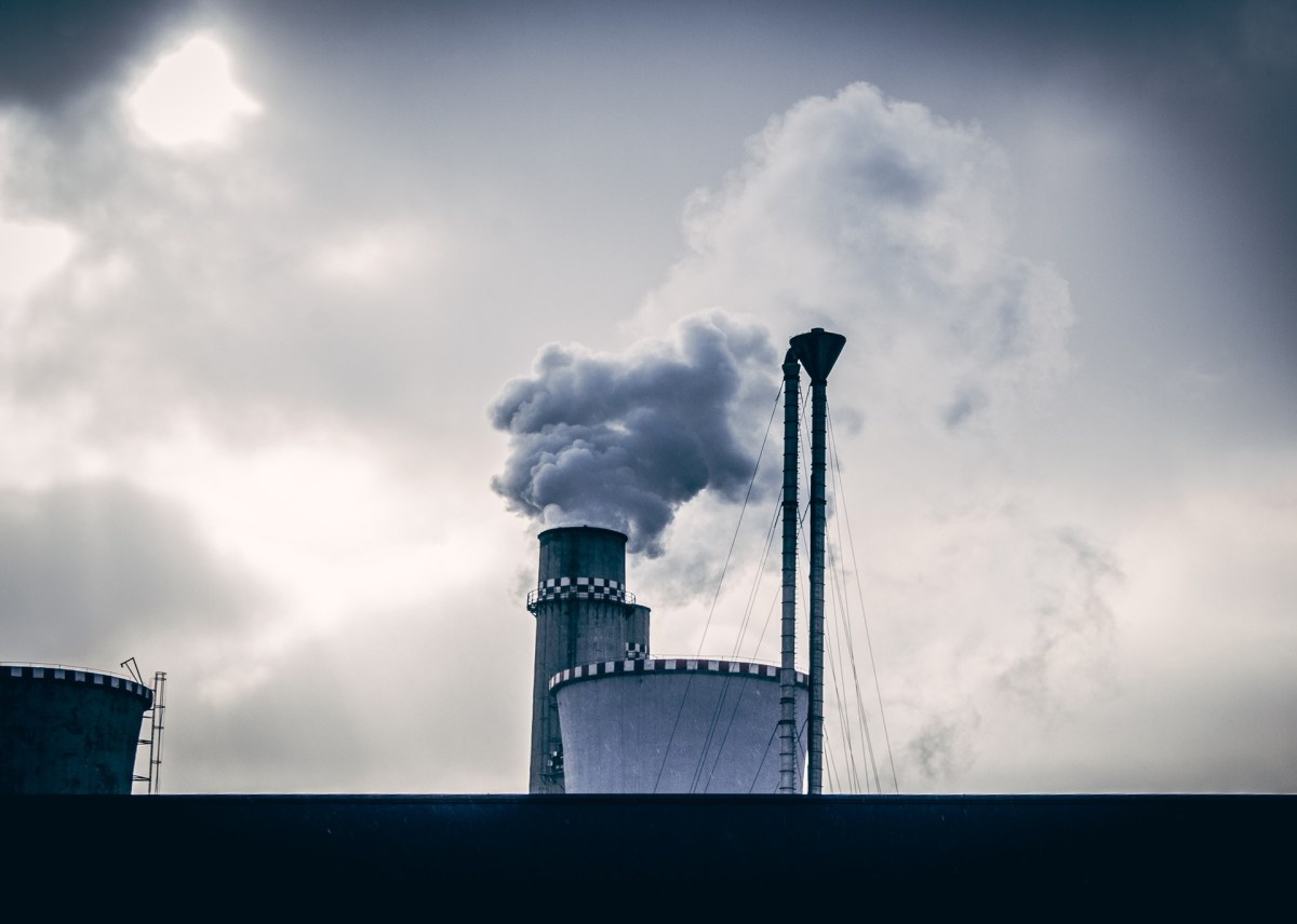 smoke-chimney-industrial-29465