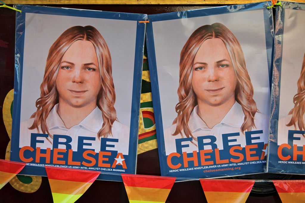 Chelsea Manning Free