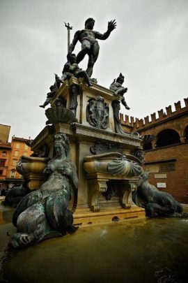 neptune-statue-fontaine