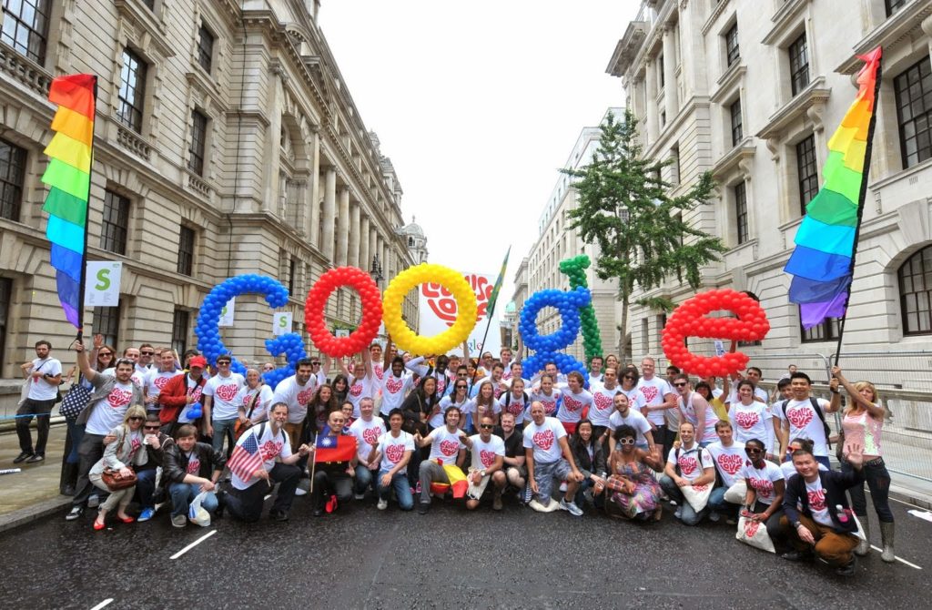 Les employés de Google UK à la marché des fiertés londonnienne de 2012