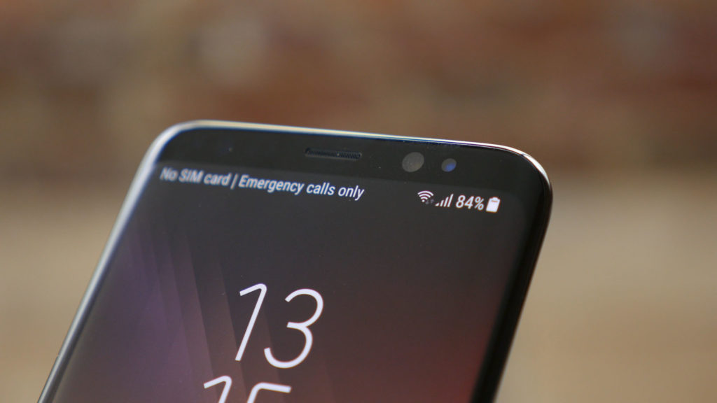 Le Galaxy S8 et son écran OLED. // Source : Numerama