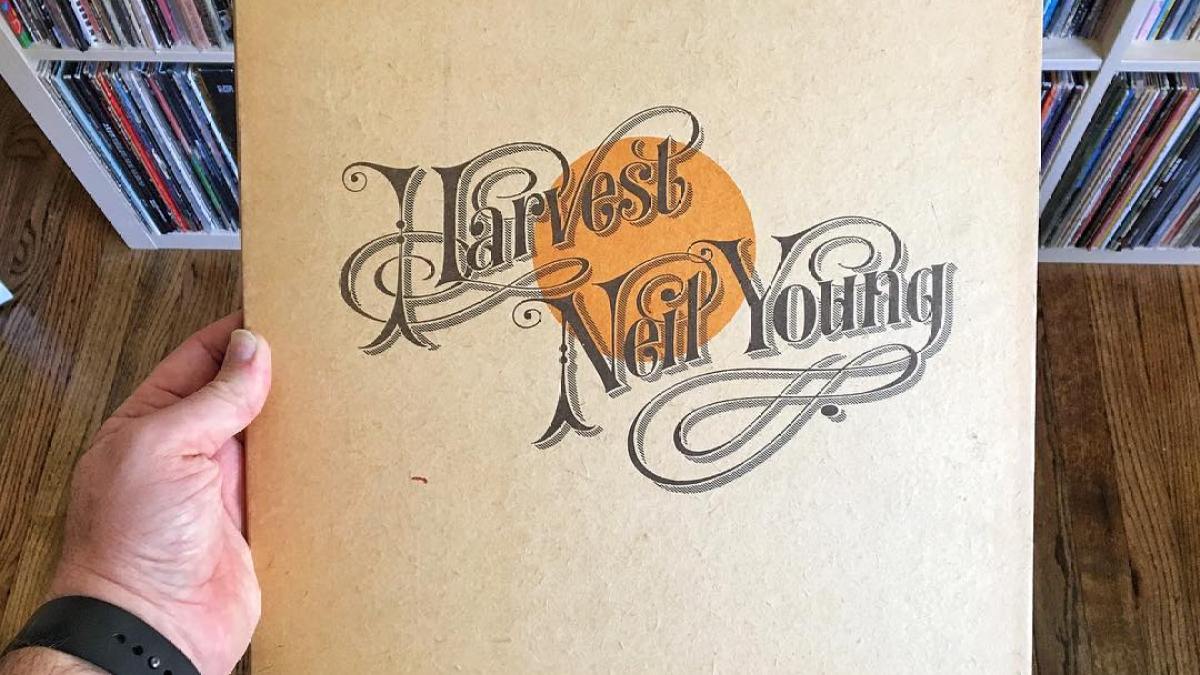 neil young harvest