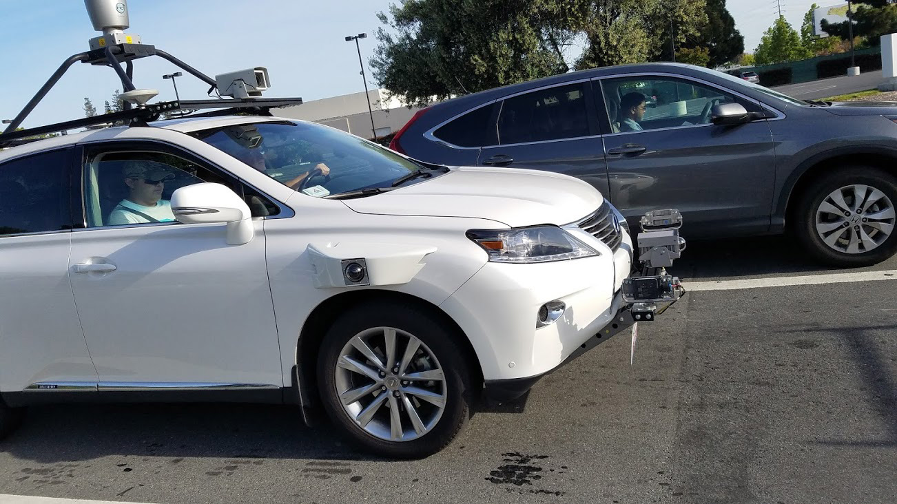 apple lexus suv