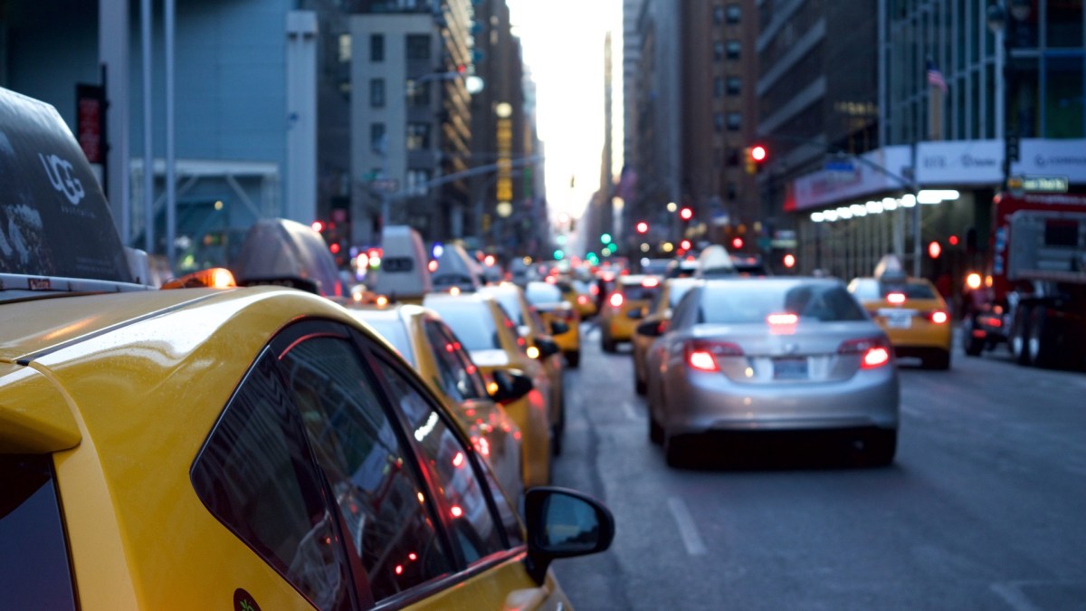 embouteillage voiture new york taxi