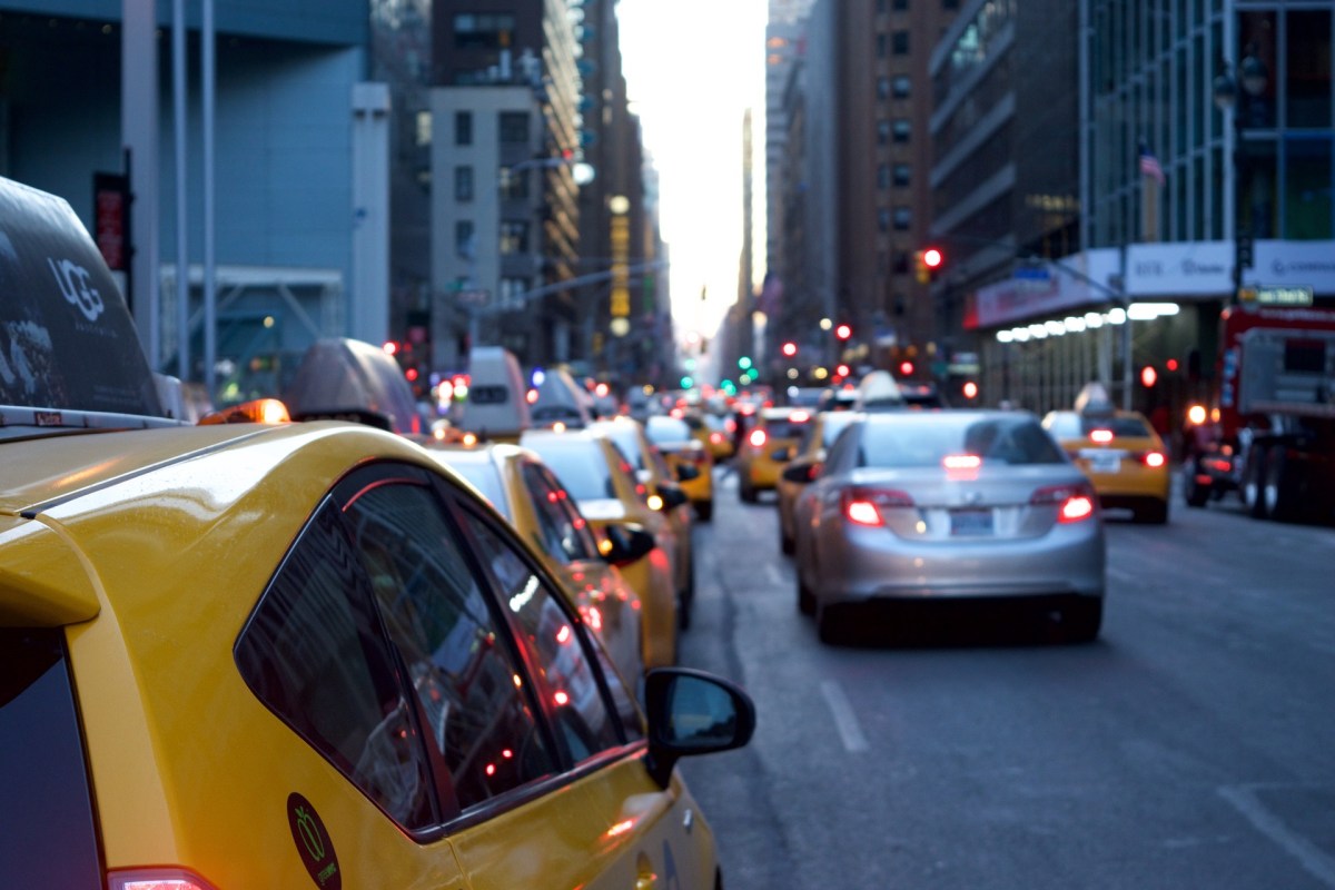 embouteillage voiture new york taxi