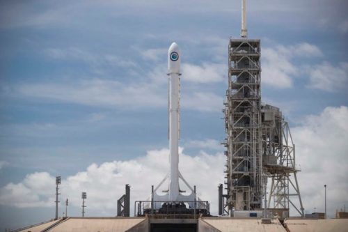 Un lanceur Falcon 9. // Source : SpaceX