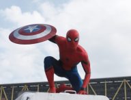 Marvel's Captain America: Civil War

Spider-Man/Peter Parker (Tom Holland)

Le nouveau Spider-Man (Tom Holland) faitses premiers pas chez Marvel Studios, dans Captain America - Civil War (2016), avant son propre film, produit par Sony

© Marvel 2016
