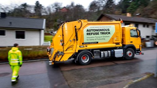 Volvo teste un camion poubelle autonome - Numerama