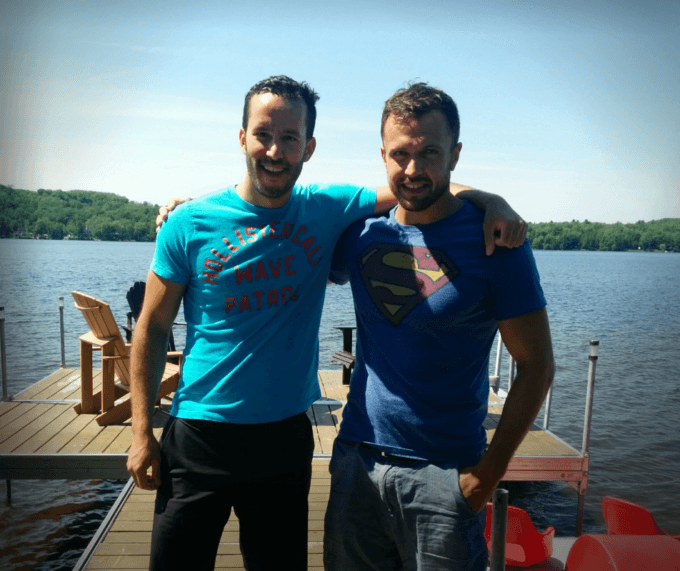 Les deux fondateurs, en bromance. Les deux fondateurs, en bromance.