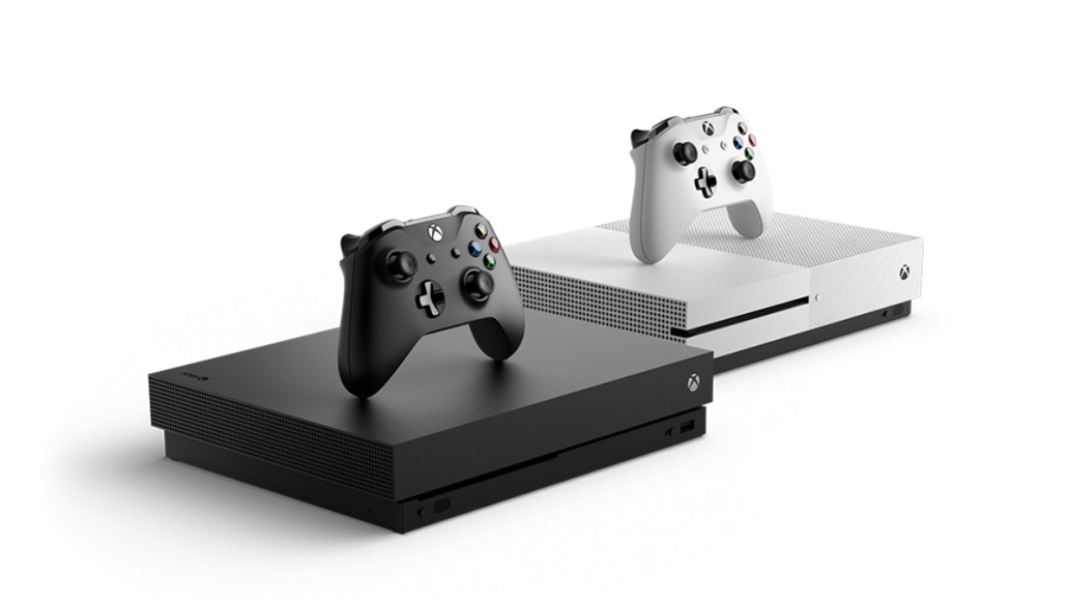 Xbox One S et Xbox One X // Source : Microsoft